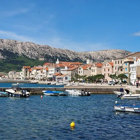 Erste Reihe Zum Apartment Baska (Krk)