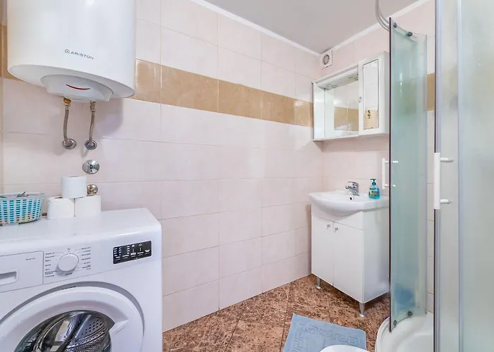 Erste Reihe Zum Apartman